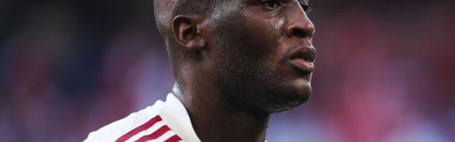 九游体育官网-继续和C罗争金靴？“好人”卢卡库是当代最完美球员